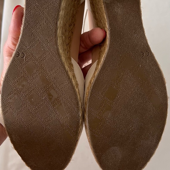 Vionic Cream Espadrille Wedge for Comfort and Versatility - Picture 9 of 9